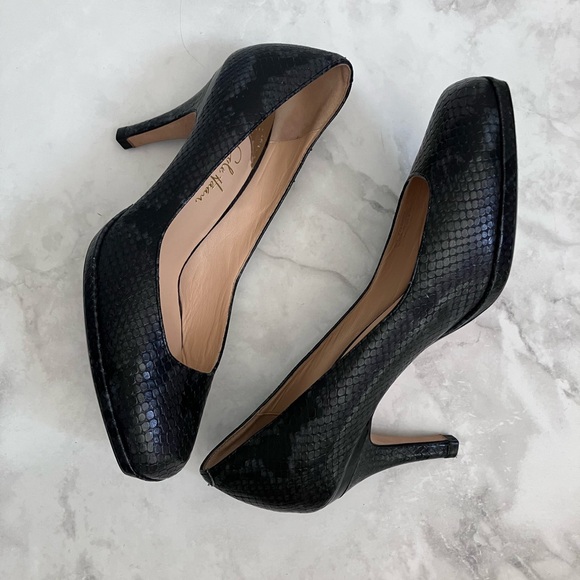 Cole Haan Shoes - COLE HAAN Black Snakeskin Print Square Toe Nike Air Heels Size 7